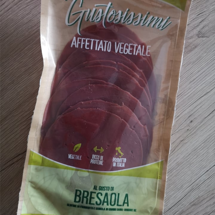 photo of I gustosissimi affettato vegetale al gusto bresaola shared by @giudychan on  07 Feb 2024 - review
