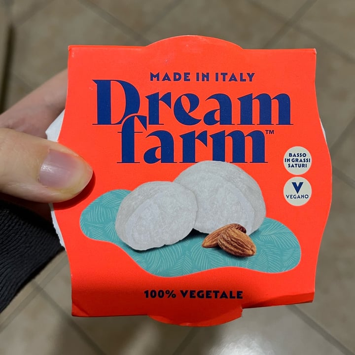 photo of Dreamfarm mozzarella dream farm shared by @sardinianveganwitch on  13 Jan 2024 - review