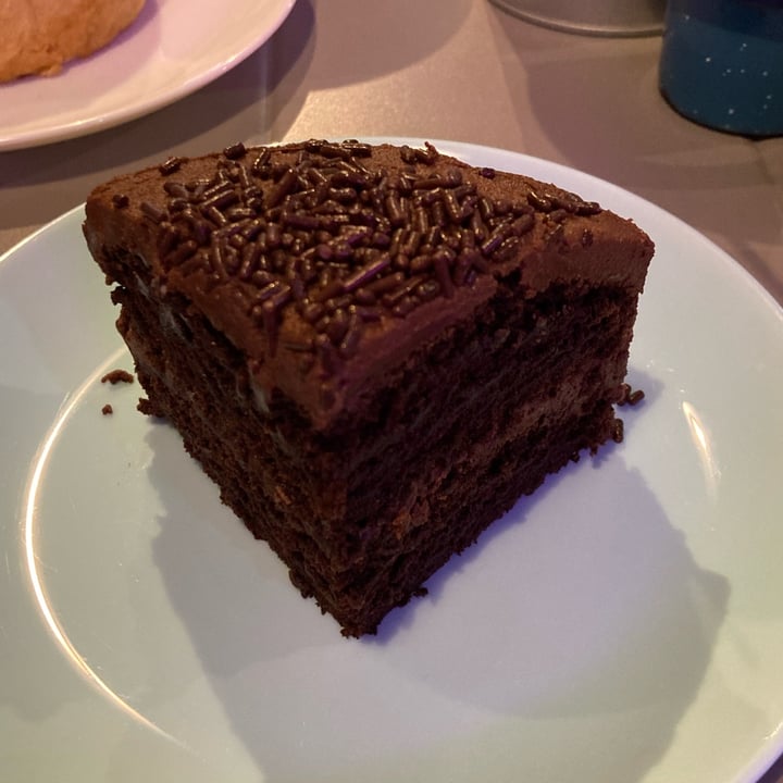 photo of I Quit - Café & Bakery Pastel de Chocolate shared by @burritosabaneroooo on  29 Mar 2024 - review