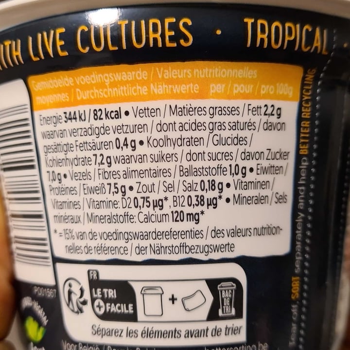 photo of Alpro "Plant protein" yaourt goût mangue shared by @wildbird on  03 Oct 2024 - review