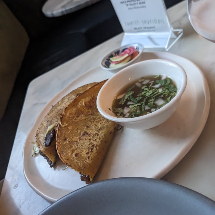 photo of Rosalinda Restaurant Meaty Mushroom Birria shared by @rcrw88 on  01 Oct 2023 - review