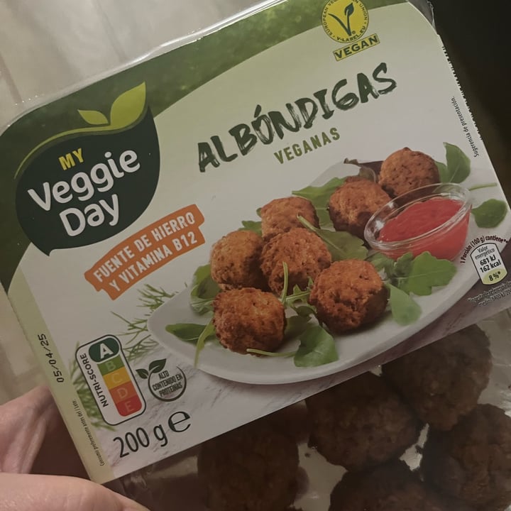 photo of My veggie day Albóndigas veganas shared by @bego18 on  16 Mar 2025 - review
