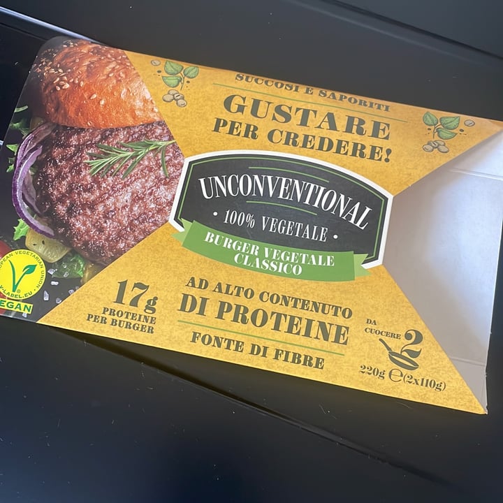 photo of Unconventional Burger Vegetale Classico - Classic Burger shared by @silviacolombo on  28 Jan 2024 - review