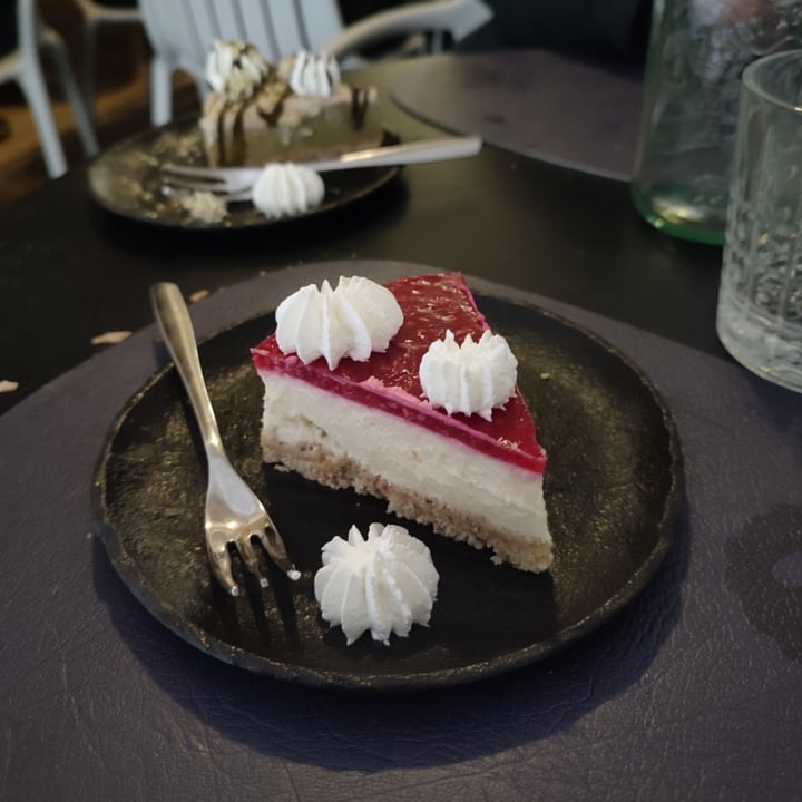 photo of Black Sheep Raw new York cheesecake ai lamponi shared by @monica86 on  10 Mar 2024 - review