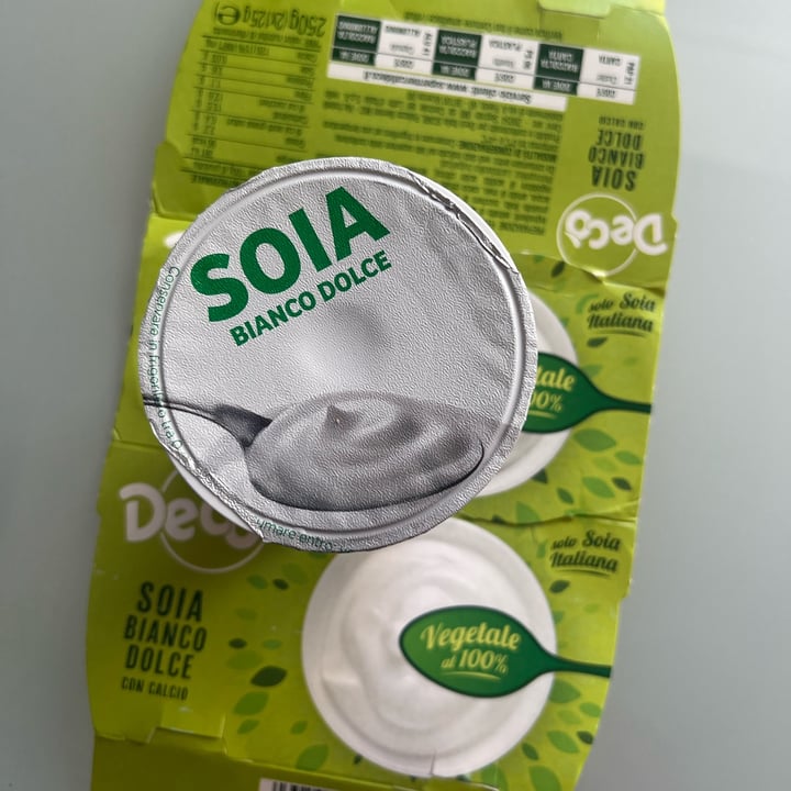 photo of Decò yogurt soia bianco shared by @lauradeluca on  15 Mar 2025 - review