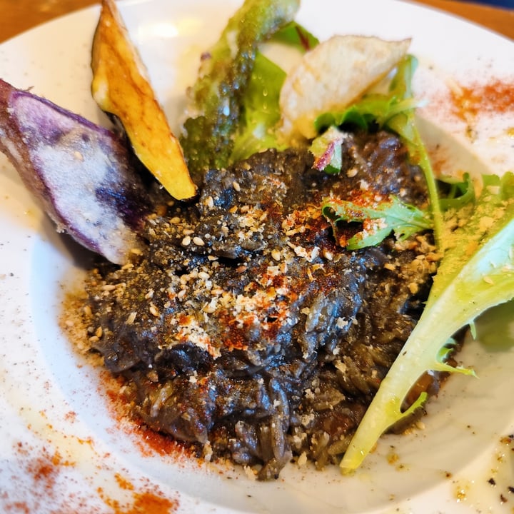 photo of Sukhasana | スカーサナ ポッツォーリ Pasta Risoni With Black Sesame shared by @rominaguch on  26 Aug 2025 - review