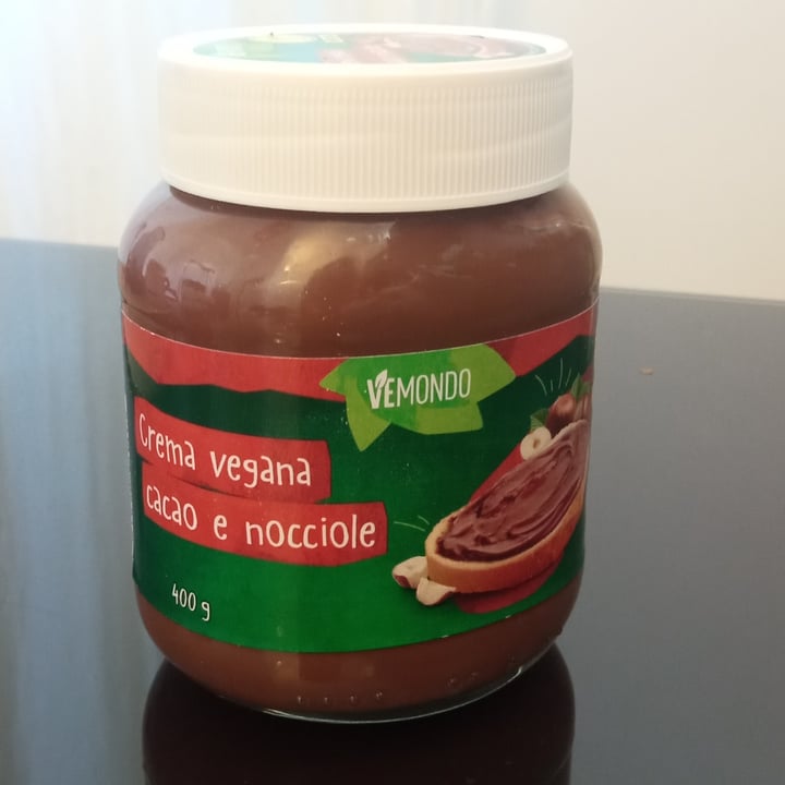 photo of Vemondo Crema  spalmabile nocciole e cacao shared by @rosso-di-sara on  27 Jun 2024 - review