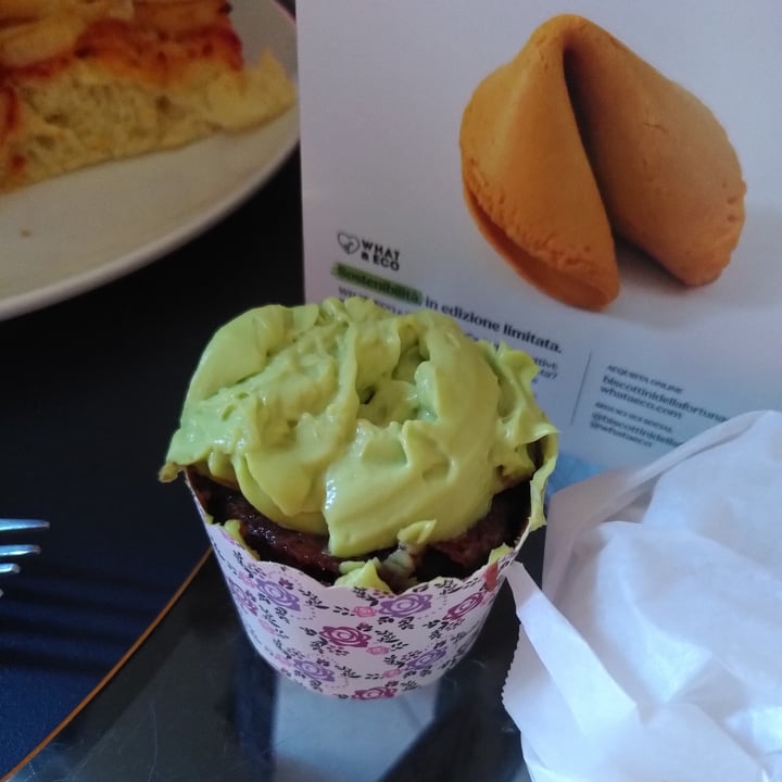 photo of La Bottega di Mirtilla cupcake cioccolato e pistacchio shared by @merry-cherry-veg on  21 Dec 2024 - review