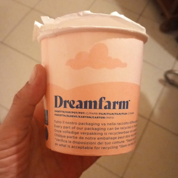 photo of Dream Farm Alternativa vegetale alla mozzarella shared by @lamanu on  26 Aug 2023 - review