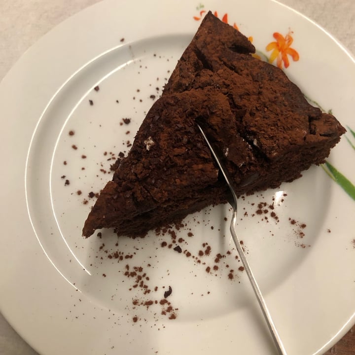 photo of La Tegia Di Ogni Forlì Torta vegana al cioccolato shared by @lilliput73 on  20 Apr 2024 - review