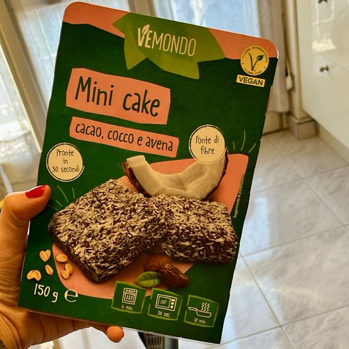 photo of Vemondo mini cake cacao cocco e avena shared by @tipsyballoons on  25 Apr 2024 - review