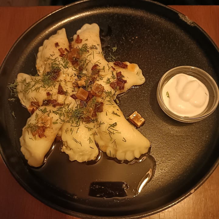 photo of Bez Lukru Russian dumplings shared by @aribes on  07 Dec 2024 - review