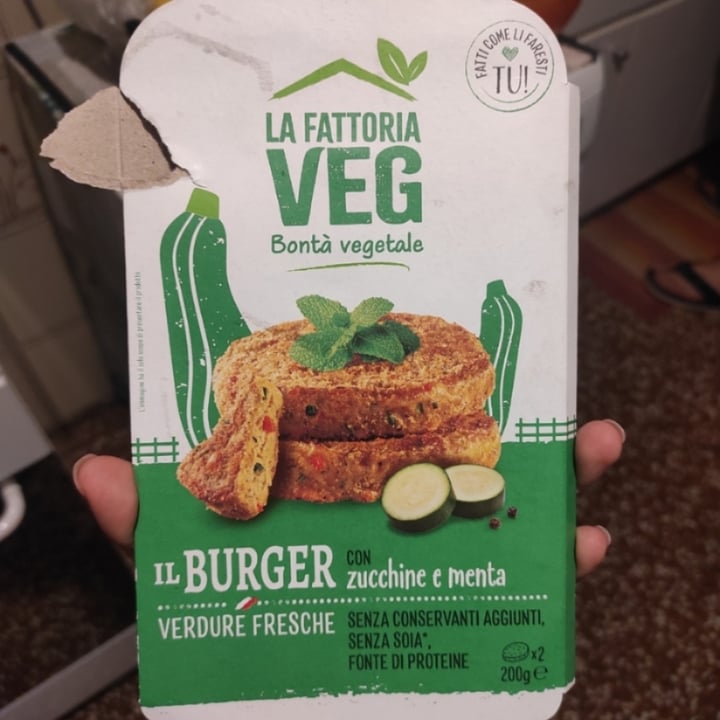 photo of la fattoria veg burger zucchine e menta shared by @saporidichiara on  05 Oct 2023 - review