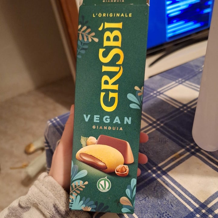 photo of Grisbí Galletas Vegan Gianduia shared by @bessylabestia on  14 Dec 2024 - review