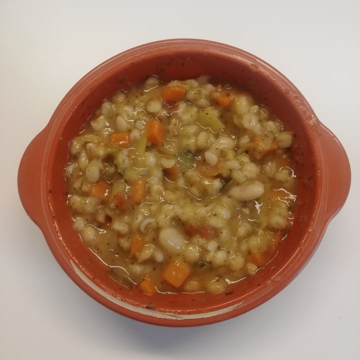 photo of  Esselunga minestra di verdura e legumi con pomodori secchi e basilico shared by @elena84 on  30 Oct 2023 - review