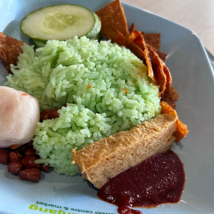 photo of SHI SONG VEGETARIAN STALL nasi lemak shared by @ginger-t on  22 Sep 2023 - review