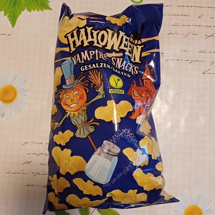 photo of Lidl Halloween Vampire Snack shared by @dippy on  18 Oct 2023 - review