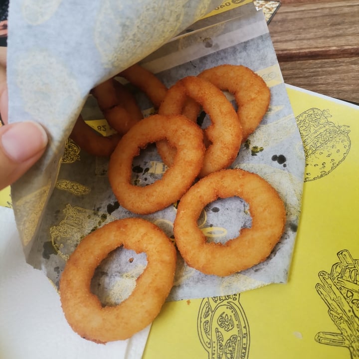 photo of Fari's Onion Rings Box shared by @fradora on  23 Aug 2025 - review