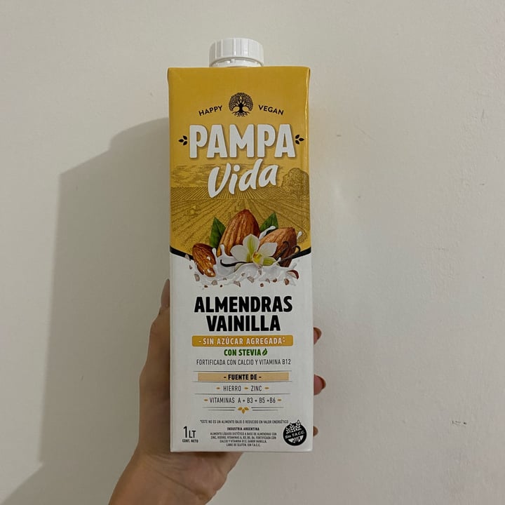 photo of Pampa Vida Leche de Almendras y Vainilla Sin Azúcar Agregada con Stevia shared by @marynasalas on  30 May 2024 - review