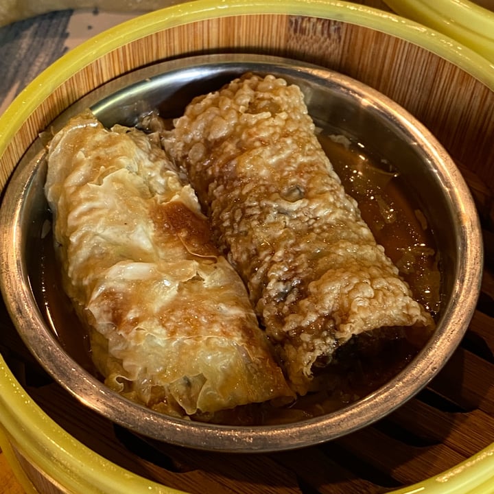 photo of Green Sprouts Vegetarian Bean Curd Sheet Rolls shared by @blacklilyleaf on  15 Apr 2024 - review