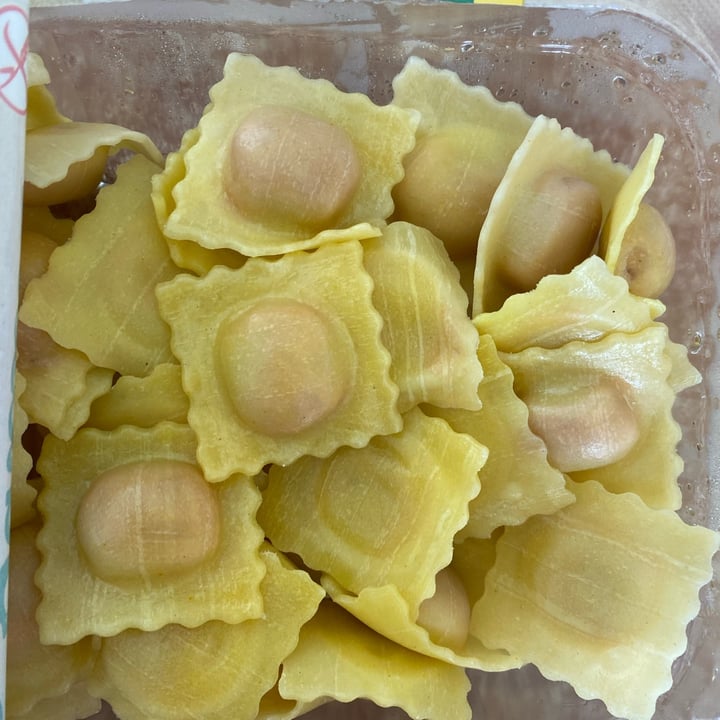 photo of De Angelis Pasta Fresca Ravioli con Beyond Meat shared by @isabelgracel on  21 Feb 2024 - review
