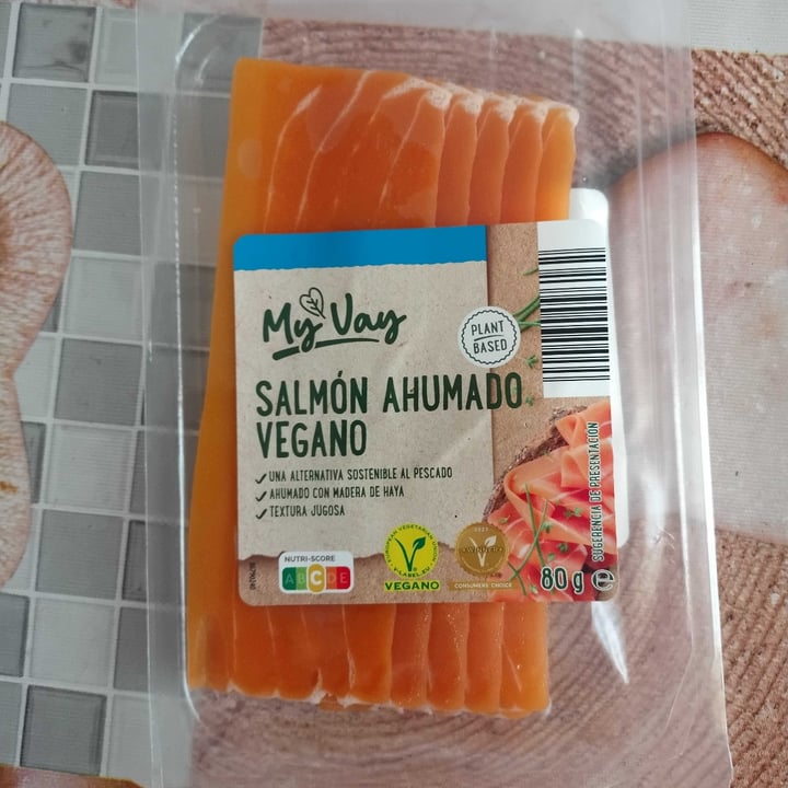photo of My Vay (ALDI) Salmon Ahumado Vegano shared by @rubenus on  12 Sep 2025 - review