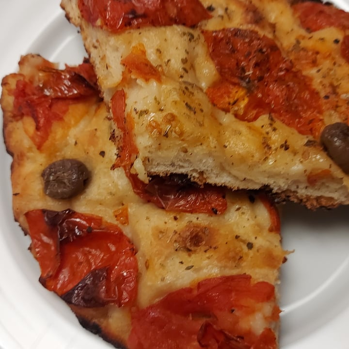photo of Terre d'Italia focaccia barese shared by @raymats on  31 Jan 2025 - review