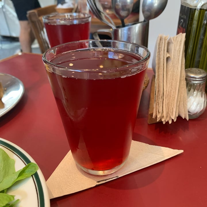 photo of Corto Maltés Café Limonada de hibiscus shared by @sechague on  21 Apr 2024 - review
