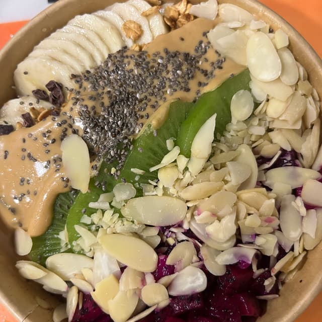 Photo of the dish “Medium Acai Bowl”