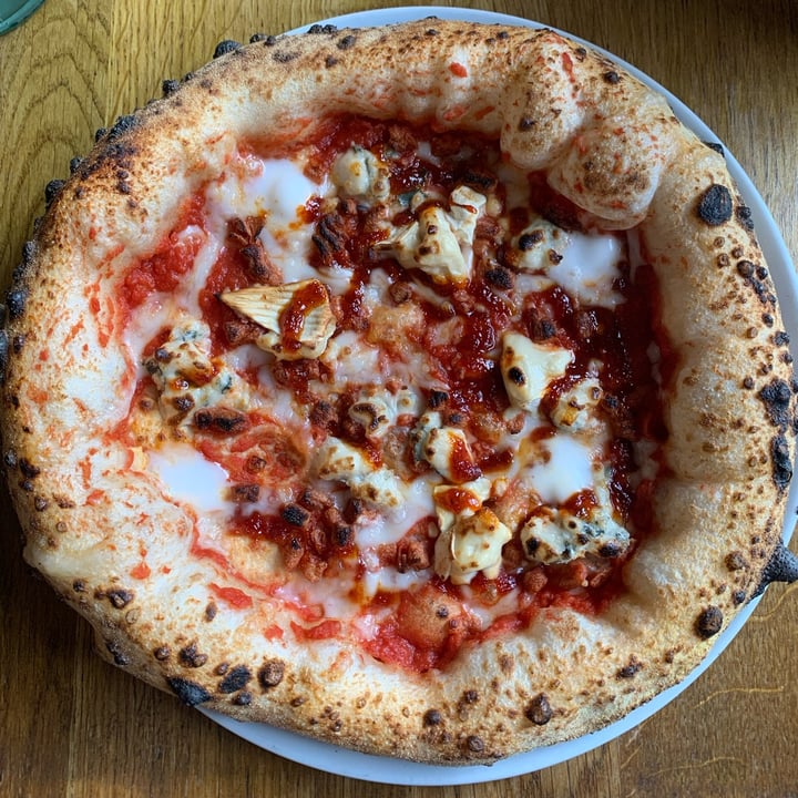 photo of Purezza Manchester Four Cheese Pizza shared by @sofiacoruzzi on  17 Aug 2024 - review