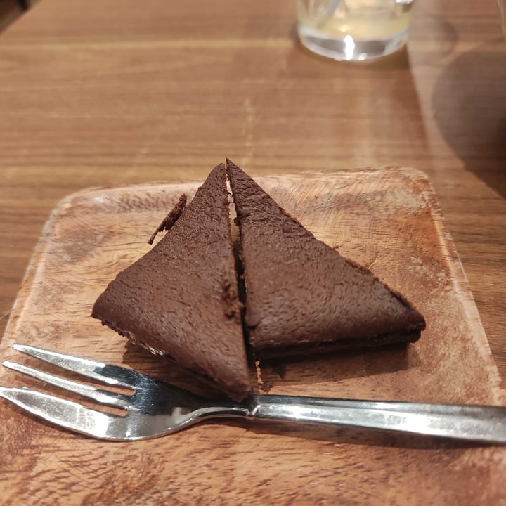 photo of Onari Yokocho Kamakura Vegan Chocolate Cake shared by @cembogonzalo on  10 Mar 2025 - review