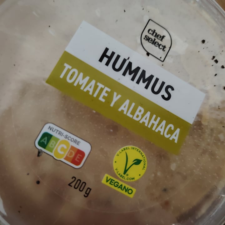 photo of Chef Select Hummus Tomate y Albahaca shared by @albinha on  18 Jan 2025 - review