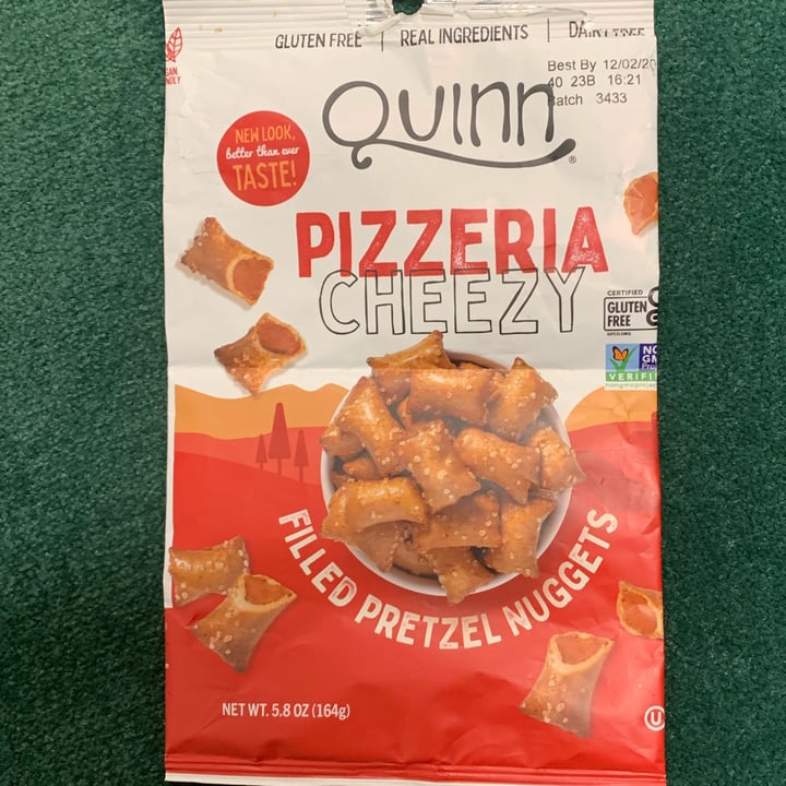 photo of Quinn Snacks Plant Based Pizzeria Cheezy Filled Pretzel Nuggets shared by @unejanie on  20 Apr 2024 - review