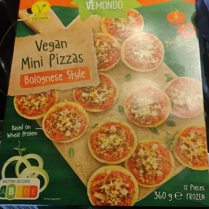 photo of Vemondo Vegan Mini Pizzas Bolognese Style shared by @maryveganaperdy on  13 Feb 2024 - review