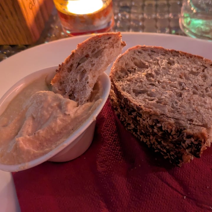 photo of Lehká hlava - vegetarian restaurant Hummua shared by @elisabettaveg on  31 Aug 2025 - review