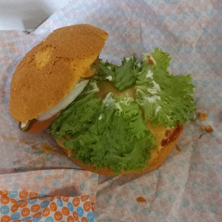 photo of The Fussy Vegan TFV Cheese Burger shared by @ronelle on  11 Nov 2023 - review