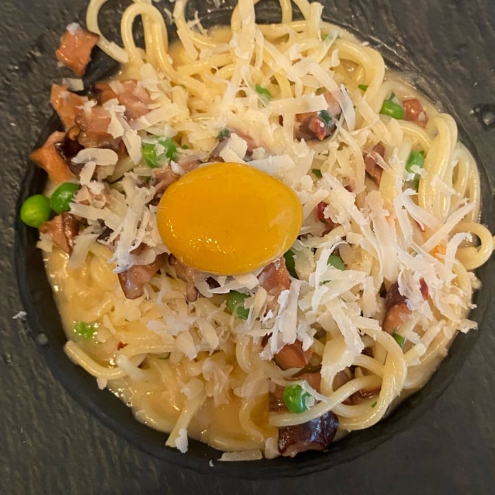 photo of Crossroads Kitchen Spaghetti Carbonara shared by @vegan4love on  23 Jun 2024 - review