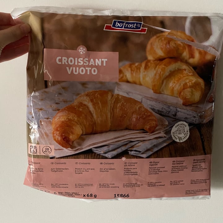 photo of Bofrost Croissant vuoto shared by @giulia24 on  30 Aug 2023 - review