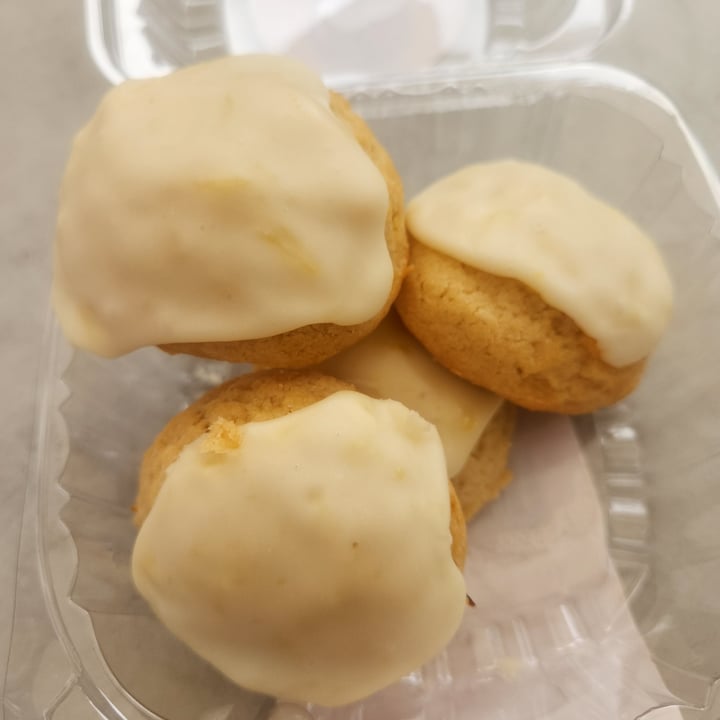 photo of Harmony Plant Fare Lemon Shortbread Cookies shared by @picklesnickels on  30 Sep 2024 - review