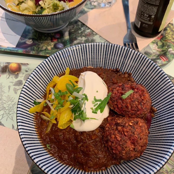 photo of Le Botaniste Chili Sin Carne shared by @curtistheweirdcat on  29 Sep 2023 - review