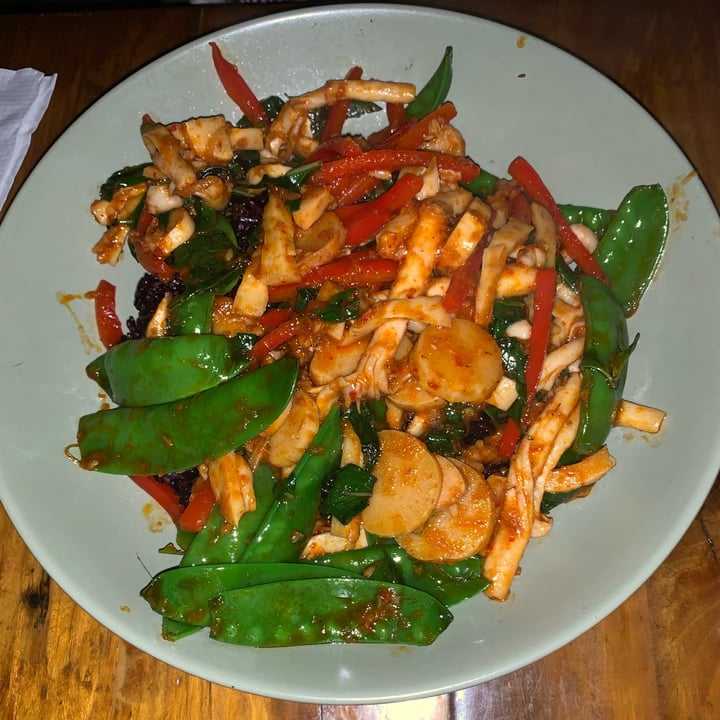 photo of Fresh on Crawford Buffalo Cauliflower Sandwhich shared by @vegandidsystem on  21 Mar 2025 - review