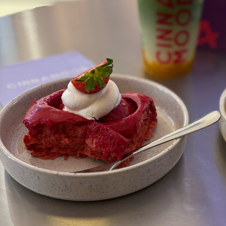 photo of Cinnamood Prague JZP Red Velvet Roll shared by @erikah on  24 Sep 2025 - review