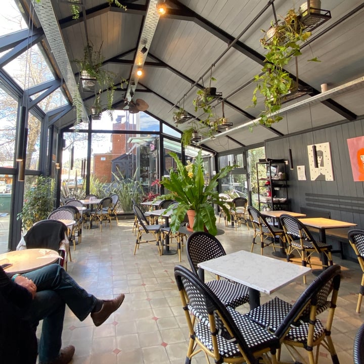 photo of Fiora Café tostón vegano shared by @victorialopez on  09 Jul 2024 - review