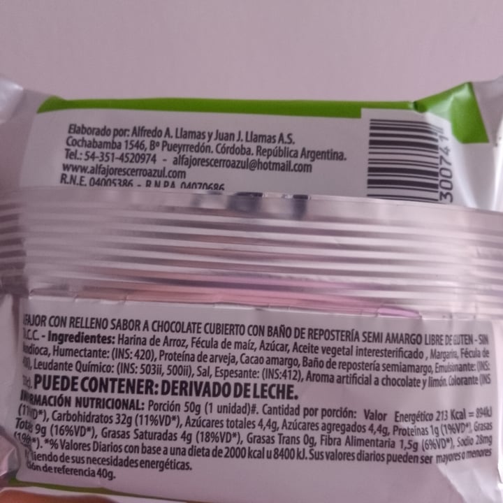 photo of Cerro Azul Alfajor Mousse de Chocolate shared by @nataliadelvalle on  16 Jul 2025 - review