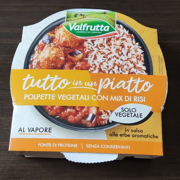 photo of Valfrutta tutto in un piatto Polpette Vegetali Con Mix Di Risi shared by @vluca on  21 Nov 2023 - review