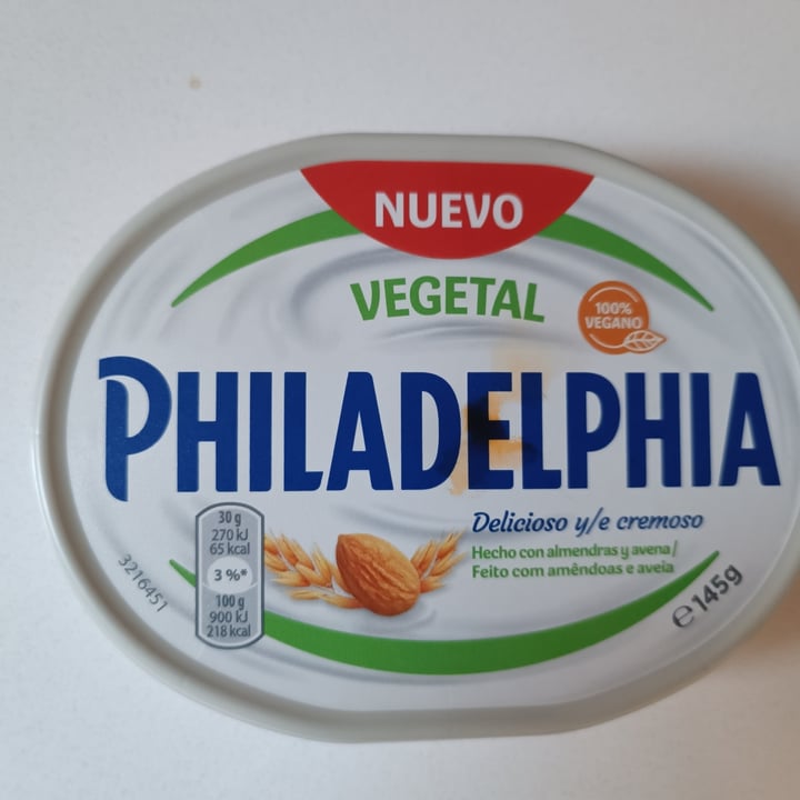 photo of Philadelphia Philadelphia Vegetale Mandorle Avena shared by @natalia231080 on  04 Sep 2023 - review