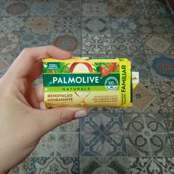 photo of Palmolive  sabonete Alga Marinha E Ōleo De Amêndoas Doce shared by @opheliabymillais on  25 Sep 2023 - review