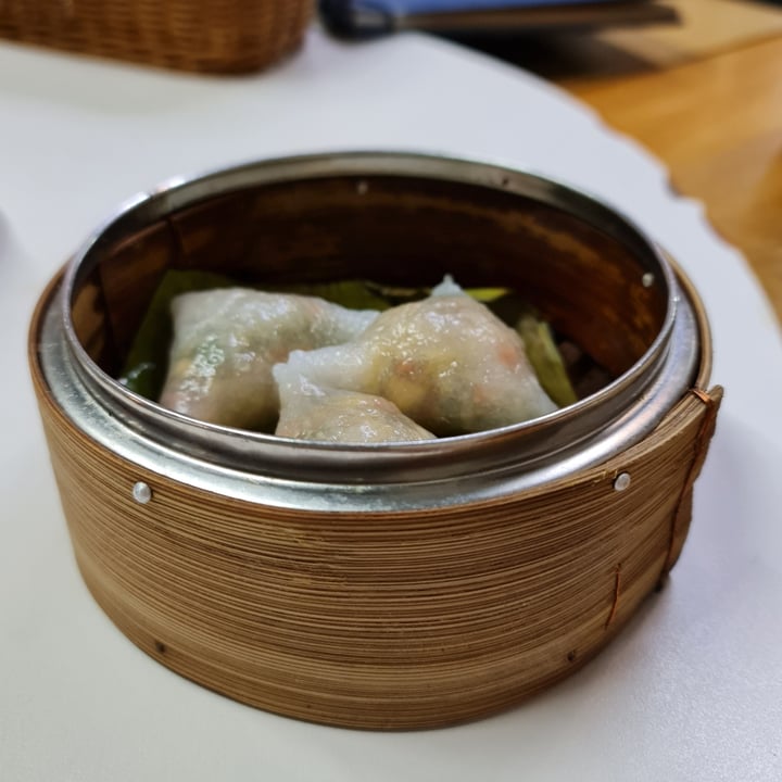 photo of Yuan Xiang Vegetarian Steam Triangle Dumpling shared by @parismelody on  18 Nov 2023 - review