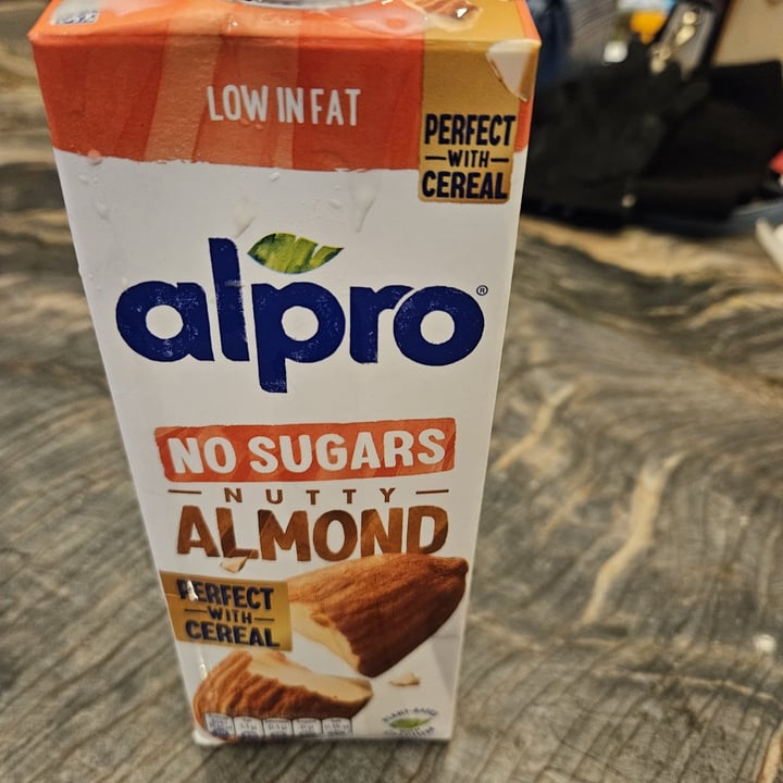 photo of Alpro no sugar nutty almond milk shared by @amelie3l on  18 Dec 2023 - review