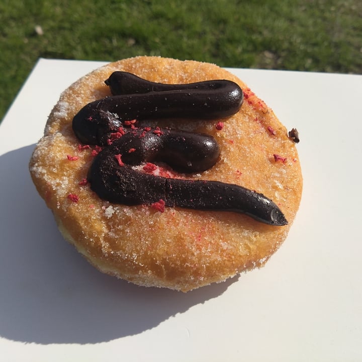 photo of Round Tripla Café Chocolatella donut shared by @from02miro on  06 May 2025 - review